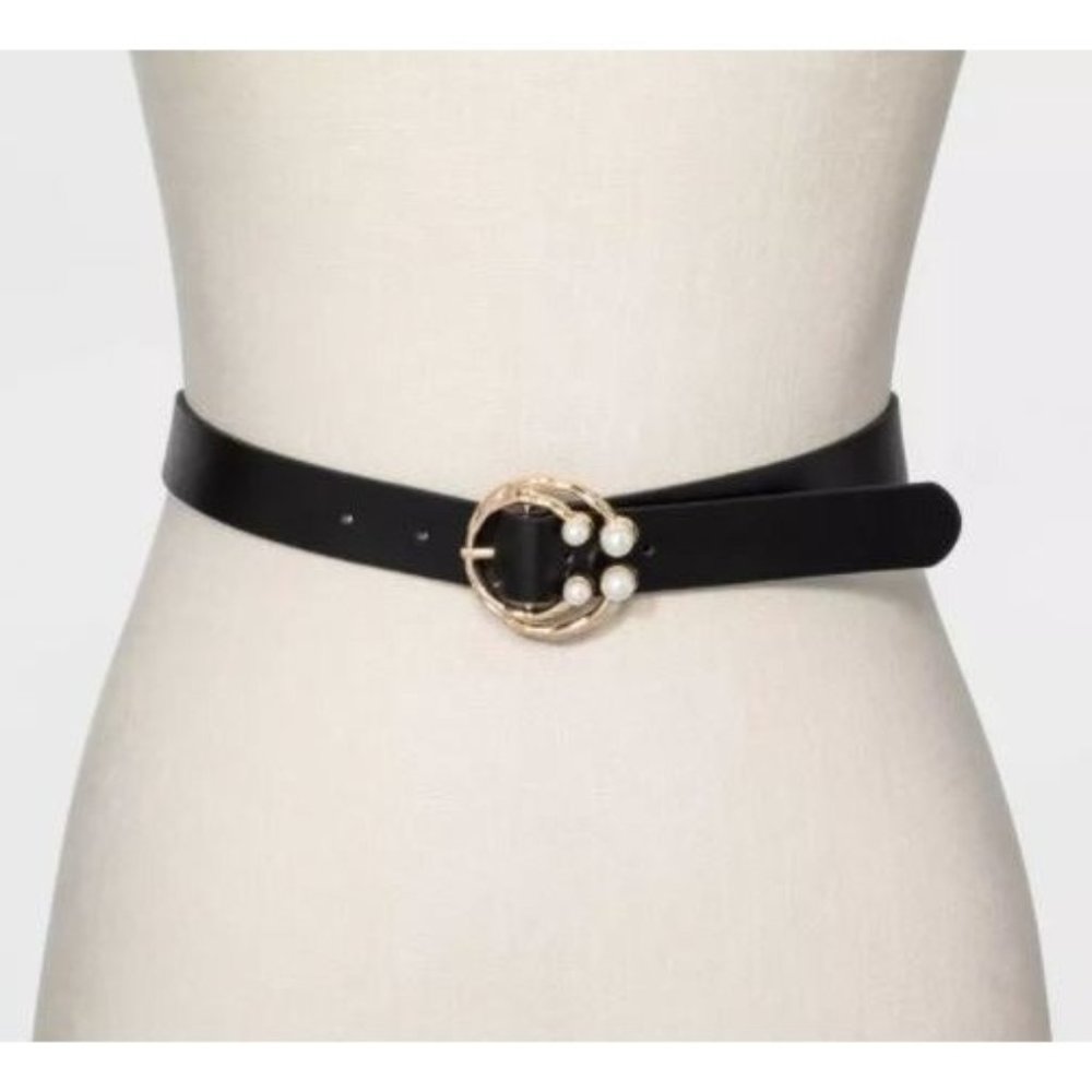 L XL XXL : Pearl Center Bar Belt  A New Day Black